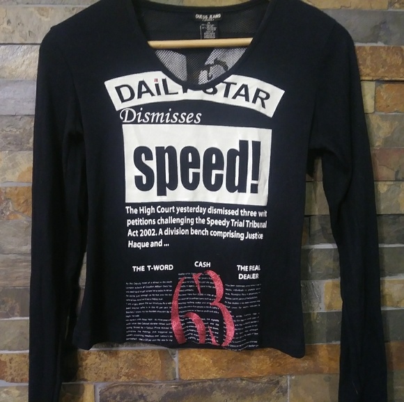 Guess Tops - Guess SPEED fishnet v-neck long sleeve top sz M